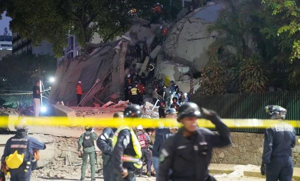 ¡QUE TRAGEDIA! - VAN 164 MUERTOS Y 870 HERIDOS
