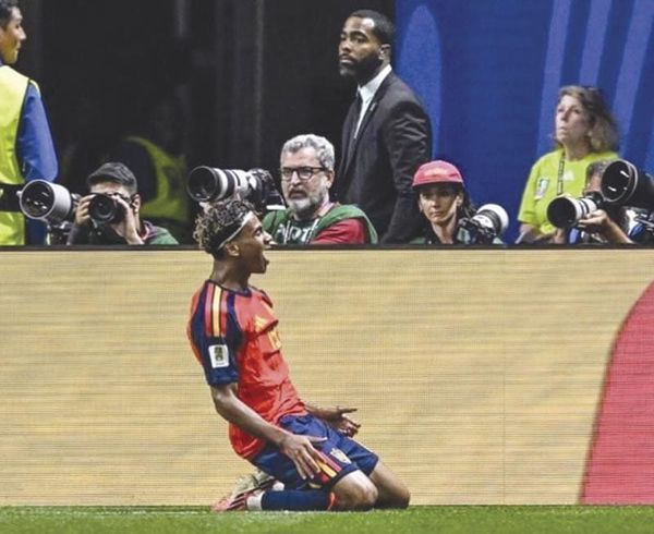 ¡YAMAL SUPERA A MESSI CON GOL MÁS JOVEN EN MUNDIAL!