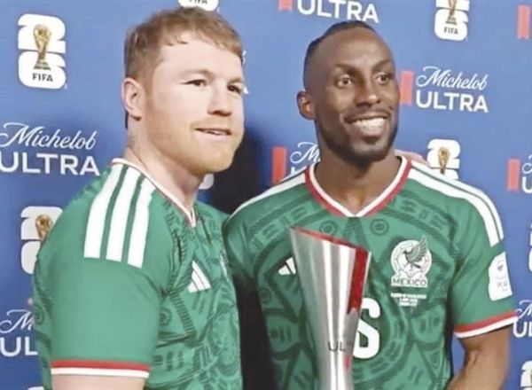 ¡ENTREGA “CANELO” PREMIO AL MEJOR JUGADOR; JULIÁN QUIÑONES!