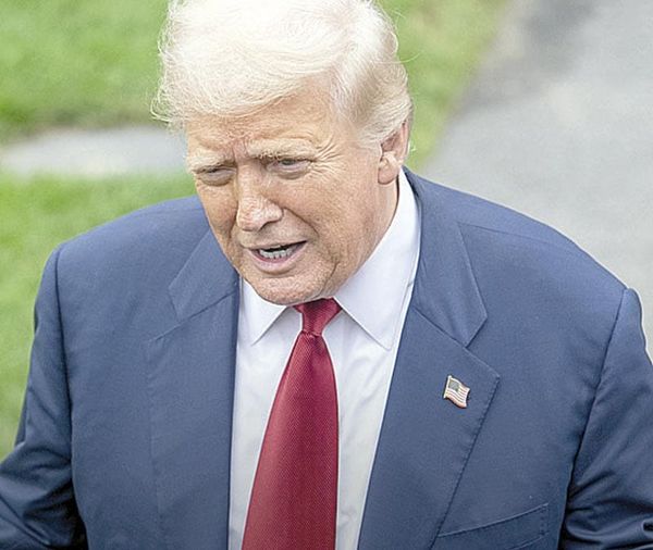 ¡FAVORECE LA CORTE A TRUMP PARA RECHAZAR MIGRANTES!