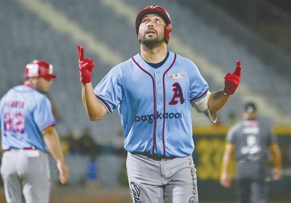 ¡EL ÁGUILA APALEA A UNIÓN LAGUNA 9-1!