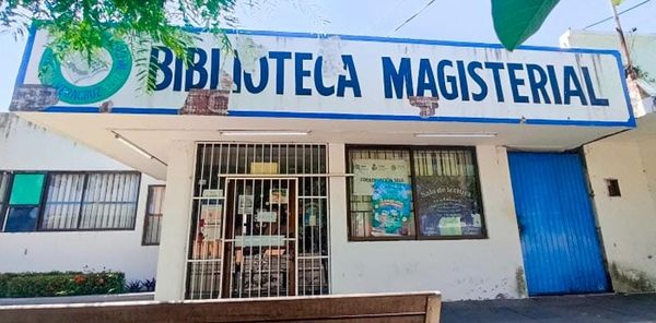 ¡CIERRA BIBLIOTECA MAGISTERIAL! - DESPUÉS DE 32 AÑOS...