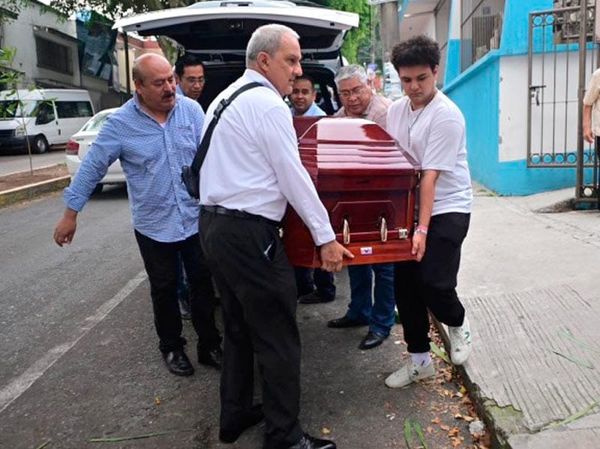 ¡DESPIDEN A ALEJANDRO COSSÍO! - EN XALAPA