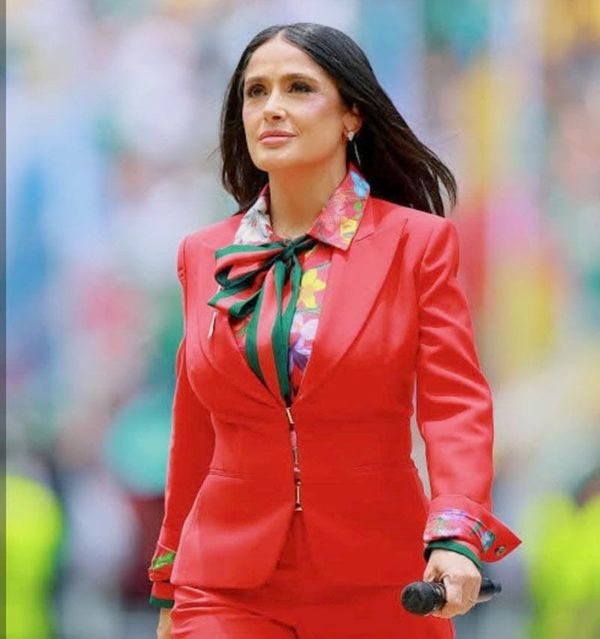 ¡JAROCHAS AL MUNDIAL! - *Salma Hayek da la recepción oficial en el México contra Sudáfrica