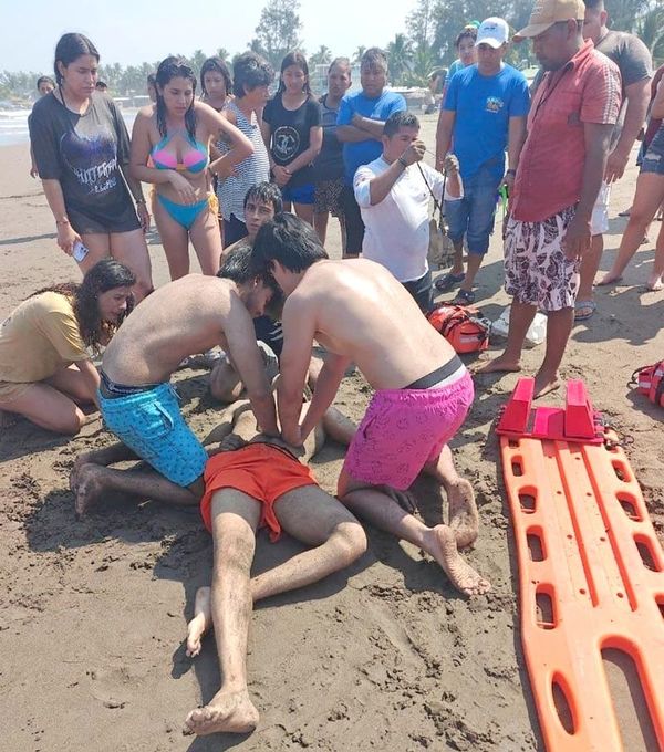 ¡XALAPEÑO AHOGADO EN PLAYA VILLA RICA!