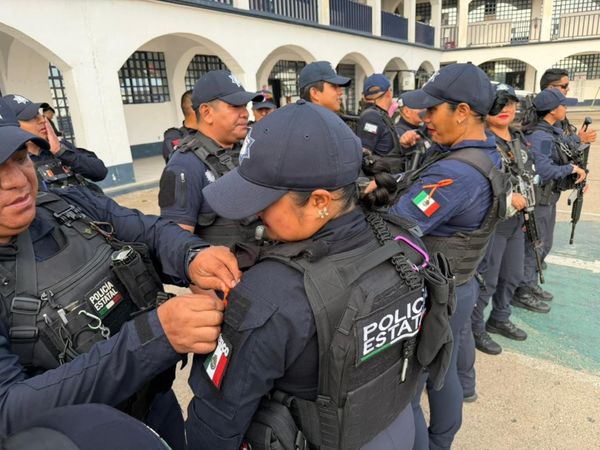 ¡QUIERE DIEZ MIL POLICÍAS! - YA SE SUPO