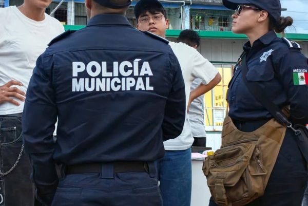 ¡BUZO DE LA MARINA MURIÓ ELECTROCUTADO EN TARIMOYA!