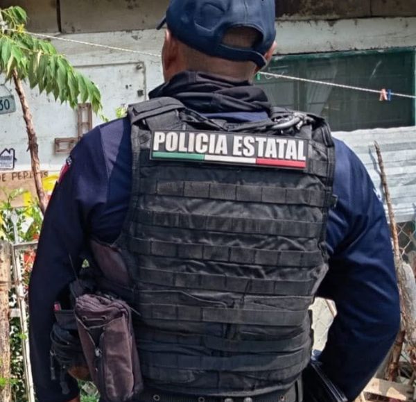 ¡BORRACHÍN “PICÓ” A PARROQUIANO QUE LE RECLAMÓ POR HACER PIPÍ EN LA CALLE!