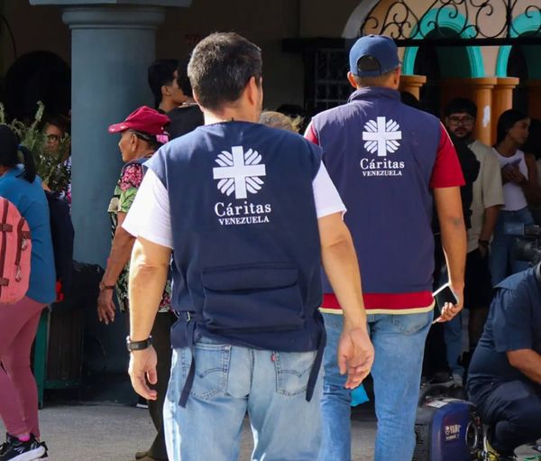 ¡RECOLECTAN AYUDA PARA VENEZUELA! - *Convoca la Iglesia Católica