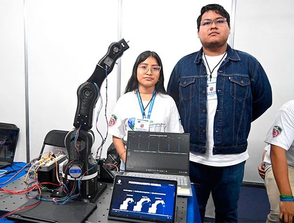 ¡CREAN BRAZO ROBOT! - PUROS GENIOS