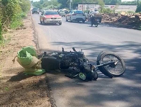 ¡MUERE REPARTIDOR EN MOTOCICLETAZO!