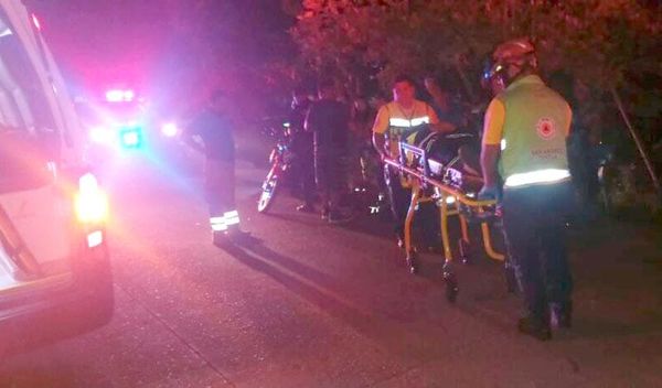 ¡PADRE E HIJO HERIDOS EN DERRAPÓN RUMBO A EL SALTO DE EYIPANTLA!