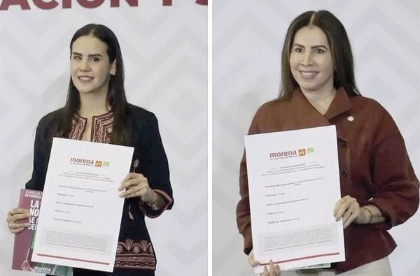 ¡PELEAN COLIMA DOS MUJERES!