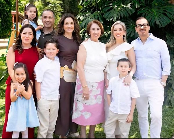 CONFIRMACIÓN DE ARSELÍ Y ALEJANDRO SALCES DE LA MEDINA