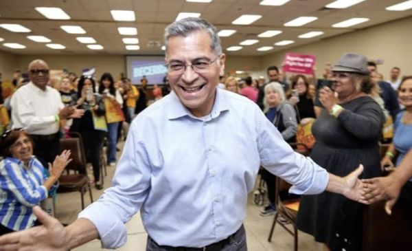 ¡XAVIER BECERRA PODRÍA CONVERTIRSE EN EL PRIMER GOBERNADOR LATINO DE CALIFORNIA!