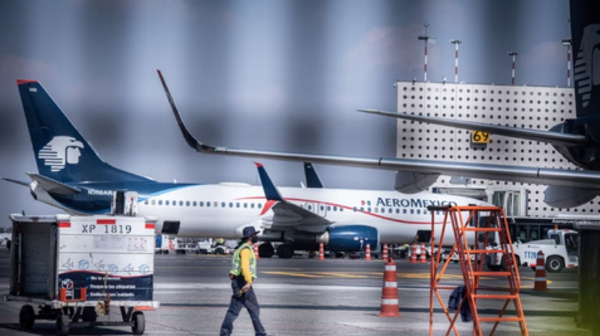 ¡FALLECIÓ MUJER NORTEAMERICANA EN VUELO MÉXICO-MIAMI!