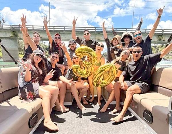 ¡KARLA CELEBRA LA VIDA DESDE COLOMBIA!