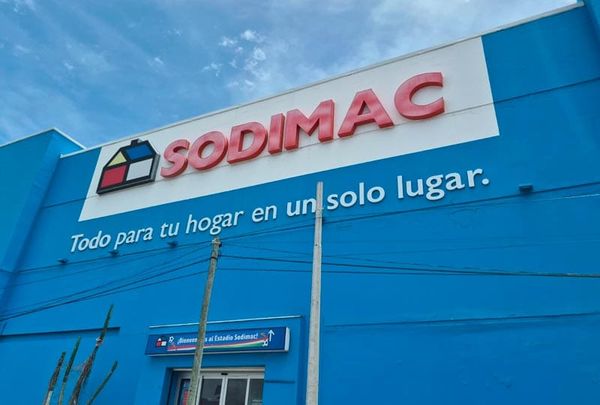 ¡EVACUAN SODIMAC POR CORTOCIRCUITO!