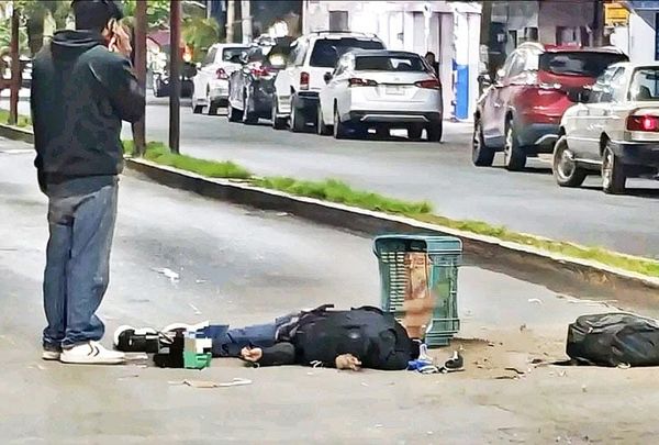 ¡CAMIÓN DE VOLTEO ARROLLÓ Y MATÓ A COMERCIANTE!