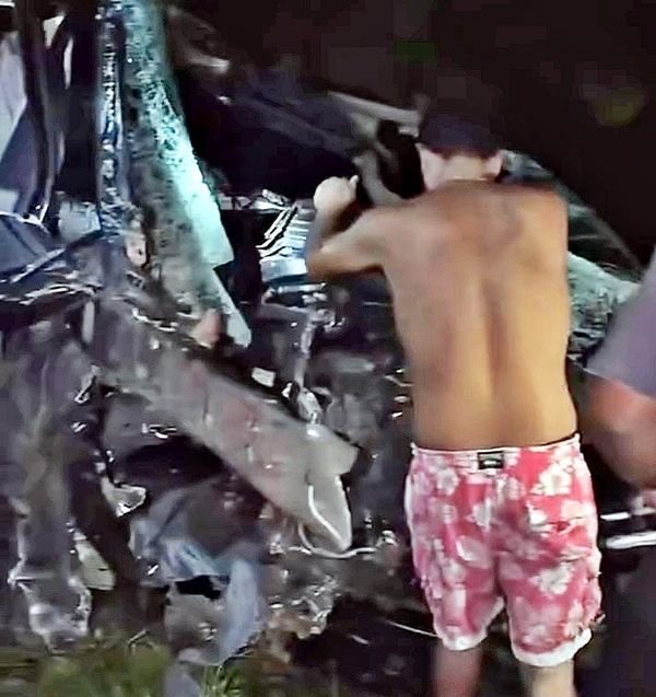 ¡UN PRENSADO Y VARIOS HERIDOS POR CARRETERAZO EN TLALIXCOYAN!