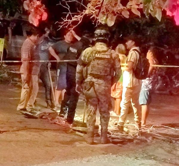 ¡INVASORES SE CONECTAN A TRANSFORMADOR Y DEJAN SIN LUZ AL FRACCIONAMIENTO VILLA RICA!