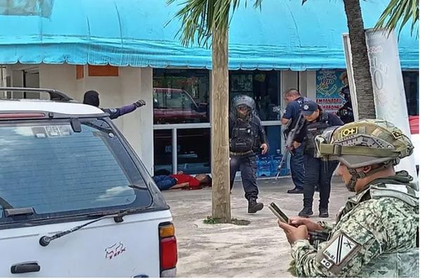 ¡ATAQUE ARMADO EN POZA RICA! - MATARON A BALAZOS A UN HOMBRE AFUERA DEL RESTAURANTE “LA JAIBA DE ORO”