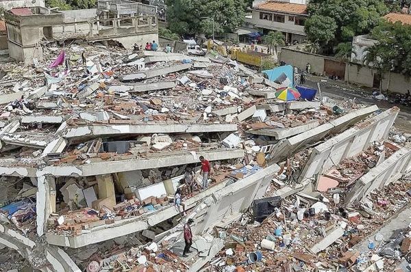 ¡CASI DOS MIL MUERTES POR SISMOS EN VENEZUELA!