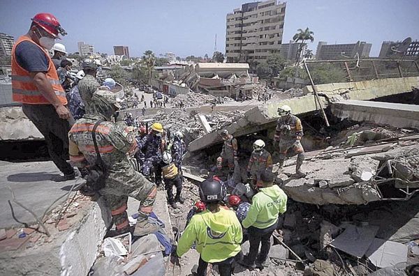 ¡SUMAN 2 MIL 295 MUERTES POR SISMOS! - DECLARAN SIETE DÍAS DE DUELO NACIONAL EN VENEZUELA