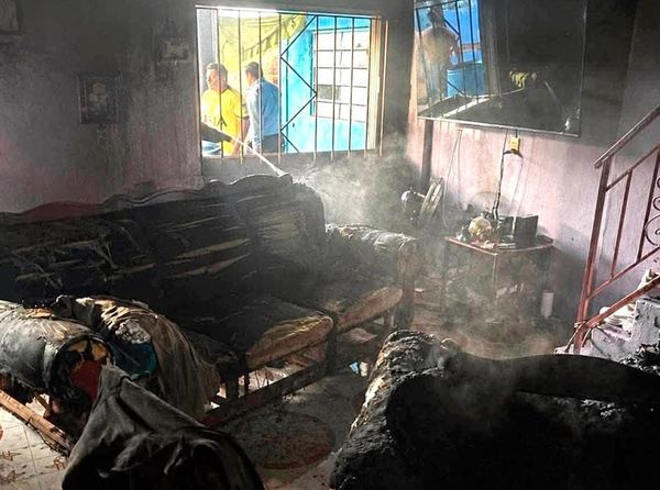 ¡MUJER LESIONADA POR EXPLOSIÓN DE FUGA DE GAS!