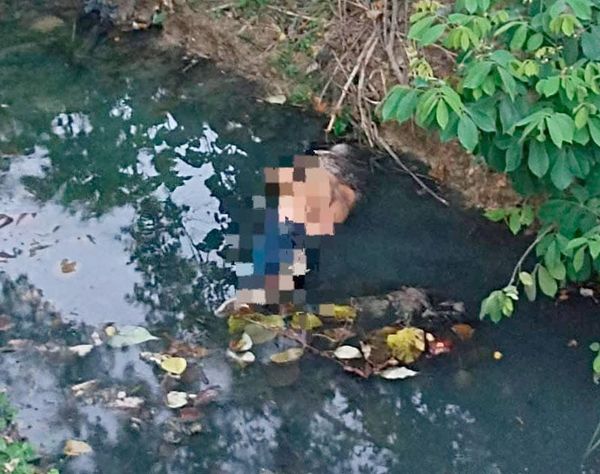 ¡ENCUENTRAN CADÁVER FLOTANDO EN ARROYO DE AGUAS NEGRAS!