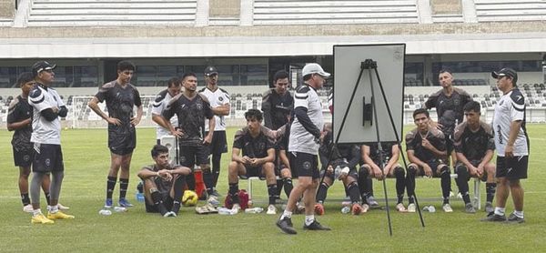 ¡PIRATAS FC REANUDA PREPARACIÓN PARA DEBUT EN LIGA EXPANSIÓN!