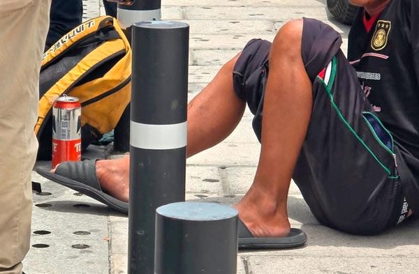 ¡DETIENEN A BORRACHÍN GRITÓN EN LA CATEDRAL!