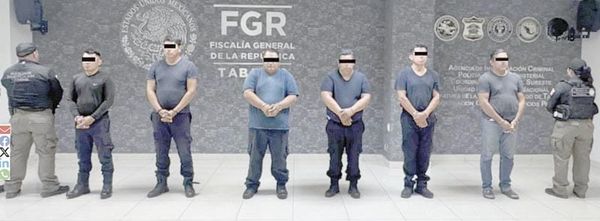 ¡CAEN 6 POLICÍAS EN TABASCO!