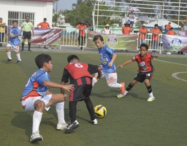 ¡INVITAN A TORNEO DE FUTBOL 7 DÍAS MIÉRCOLES Y JUEVES!