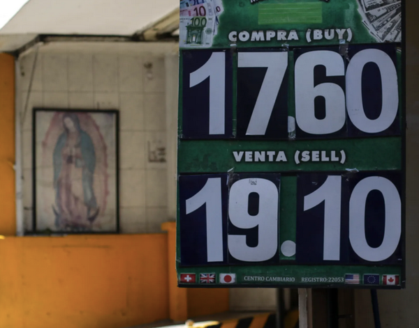 ¡PESO AVANZA PESE AL FORTALECIMIENTO DEL DÓLAR POR TENSIÓN ENTRE IRÁN Y EU!