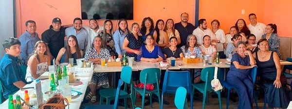 DESPEDIDA ENTRE MUESTRAS DE CARIÑO Y BUENOS DESEOS
