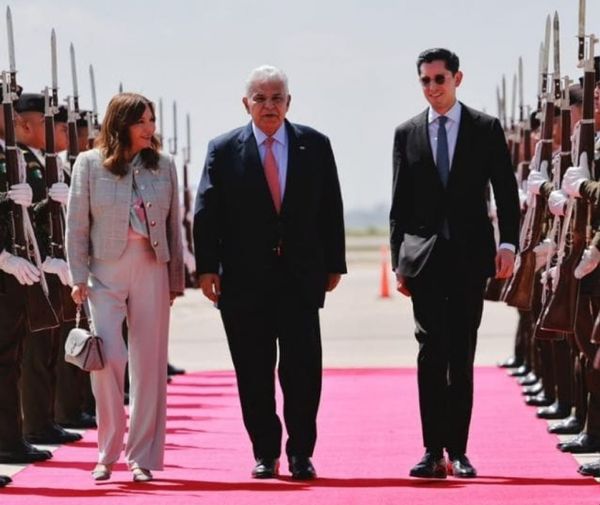 ¡PRESIDENTE DE PANAMÁ LLEGA A MÉXICO!