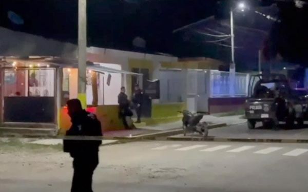 ¡FALLECIÓ EX POLICÍA “EL MUNRRA” BALEADO EN SU CANTINA DE AMATLÁN!