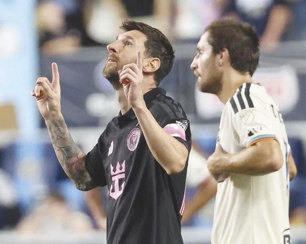 ¡ANOTA MESSI PRIMER GOL DESPUÉS DE LA MUERTE DE SU PADRE!