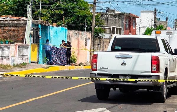 ¡IDENTIFICAN A MUJER HALLADA SIN VIDA EN CALLES DE PLAYA LINDA!