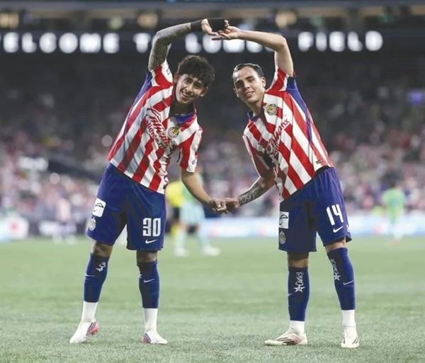 ¡CHIVAS SE DESPIDE CON TRIUNFO DE LA LEAGUES CUP!
