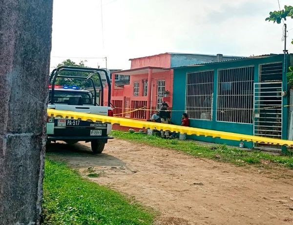 ¡LOCALIZAN MUJER SIN VIDA EN SU VIVIENDA EN COATZACOALCOS!