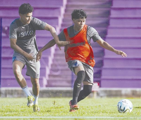 ¡RACING YA ENTRENA EN TUXTEPEC!