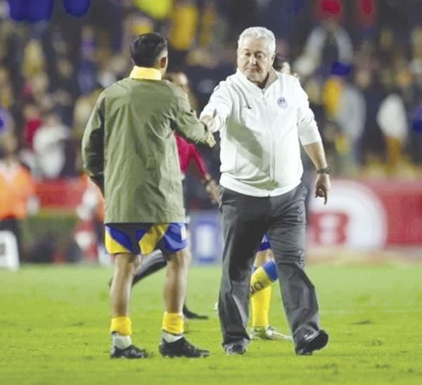 ¡VUCETICH, CANDIDATO A SER DT DE TIGRES!