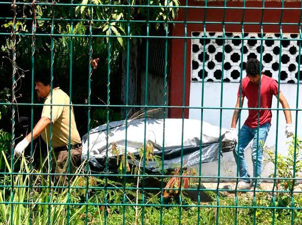 ¡ENCUENTRAN ABUELITO MUERTO EN EXCUARTEL MILITAR DE POZA RICA!