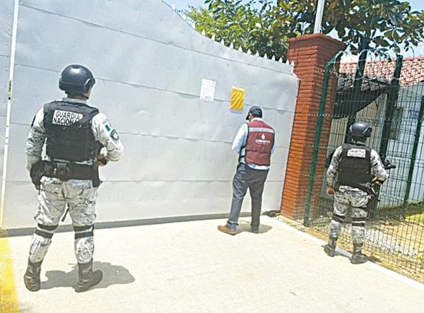 ¡CLAUSURAN ALCOHOLERA TRAS LA MORTANDAD DE PECES!