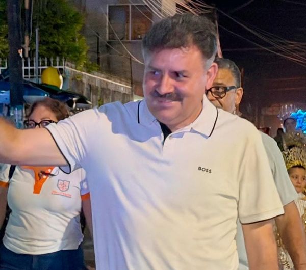 ¡VOTARÁN POR DESAFUEROS! - DE LOS DOS ALCALDES DE MC