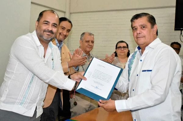¡HABEMUS DIRECTOR! - DE LA FACICO-UV