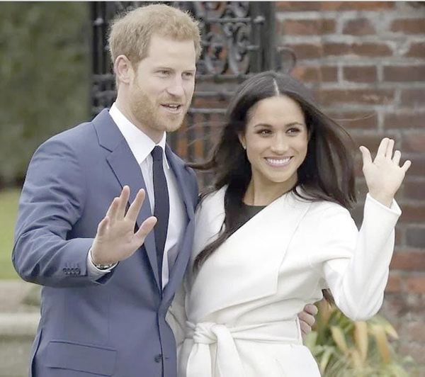 ¡PLANEAN HARRY Y MEGHAN MUDARSE DE REGRESO A REINO UNIDO!