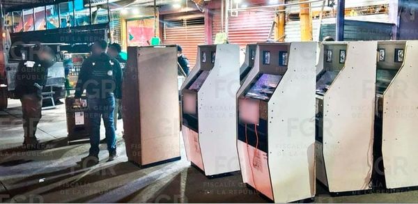 ¡ASEGURARON 40 MÁQUINAS TRAGAMONEDAS EN EL MERCADO MALIBRÁN!